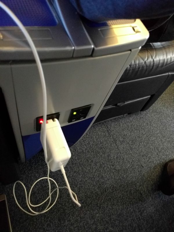 電源のインジケーター