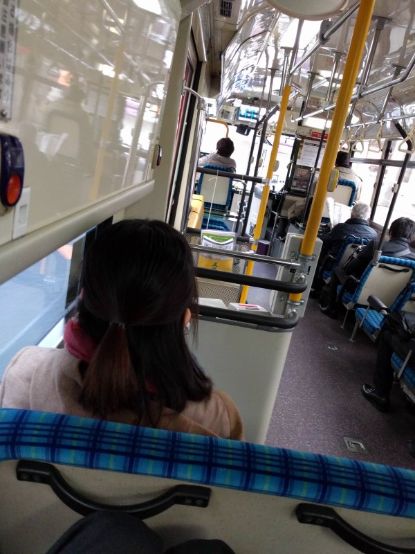 バスで通勤