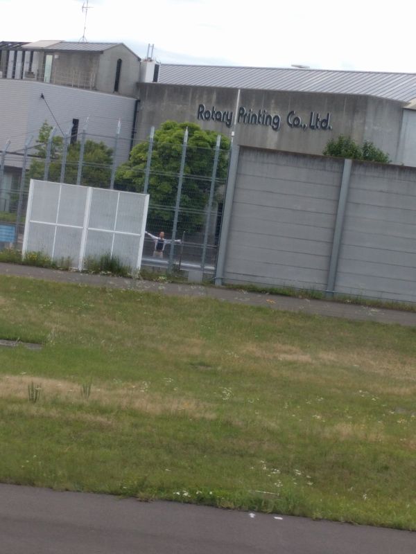 お見送り２