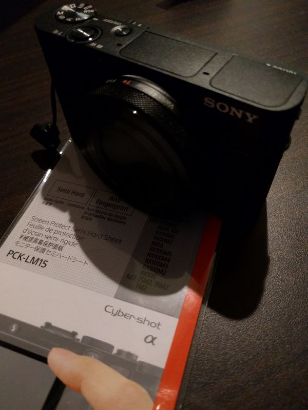 液晶保護フィルムの貼り付け大会