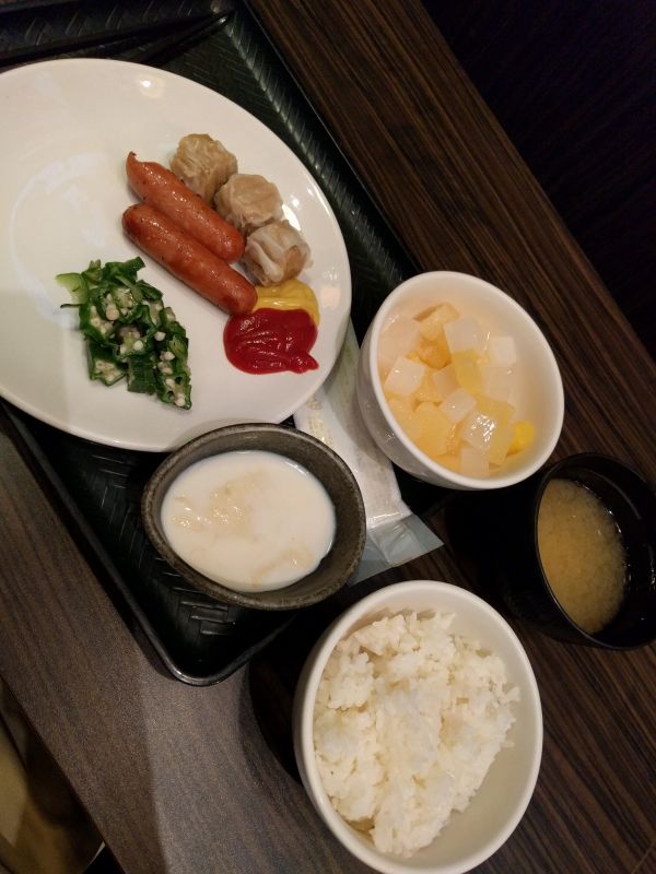本日の朝食