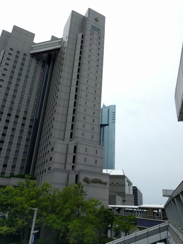 ニューオータニとアパリゾート