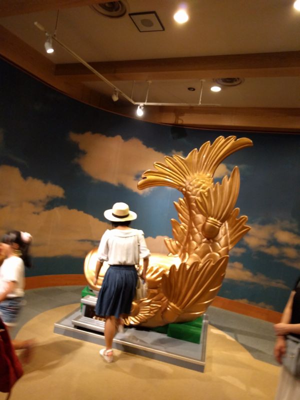 しゃちほこ乗り体験