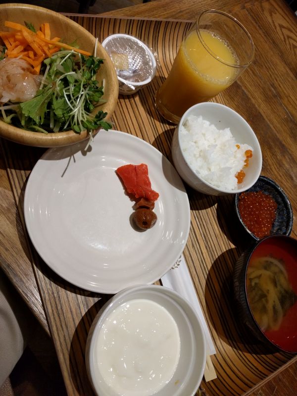 本日の朝食