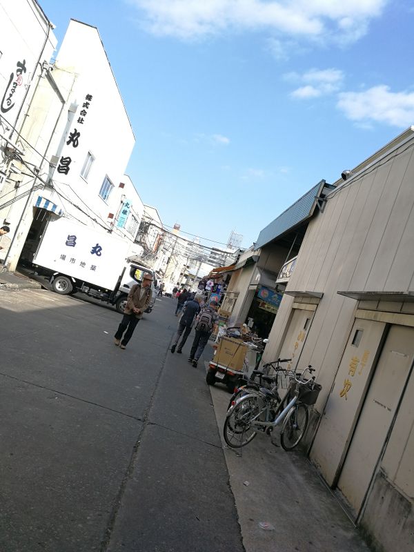 築地市場の中