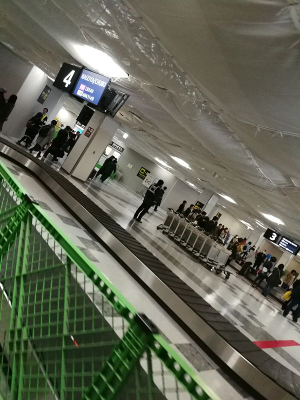 手荷物回転台