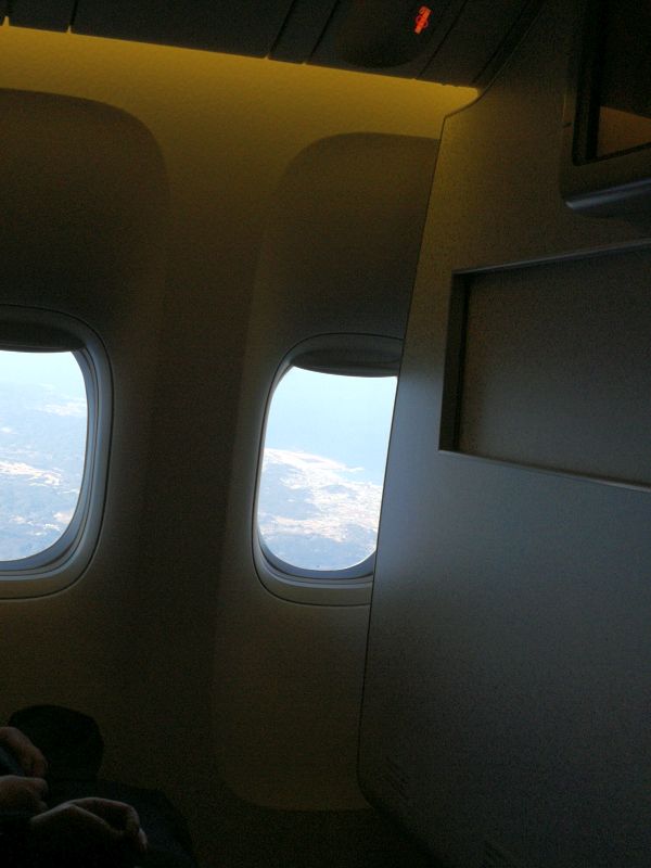 左手に富士山が見えます