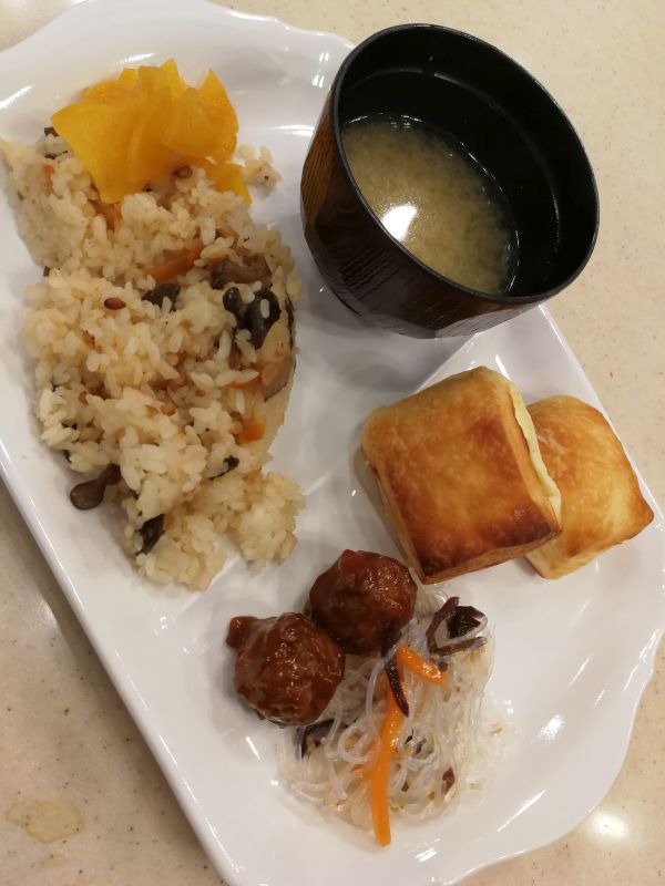 本日の朝食