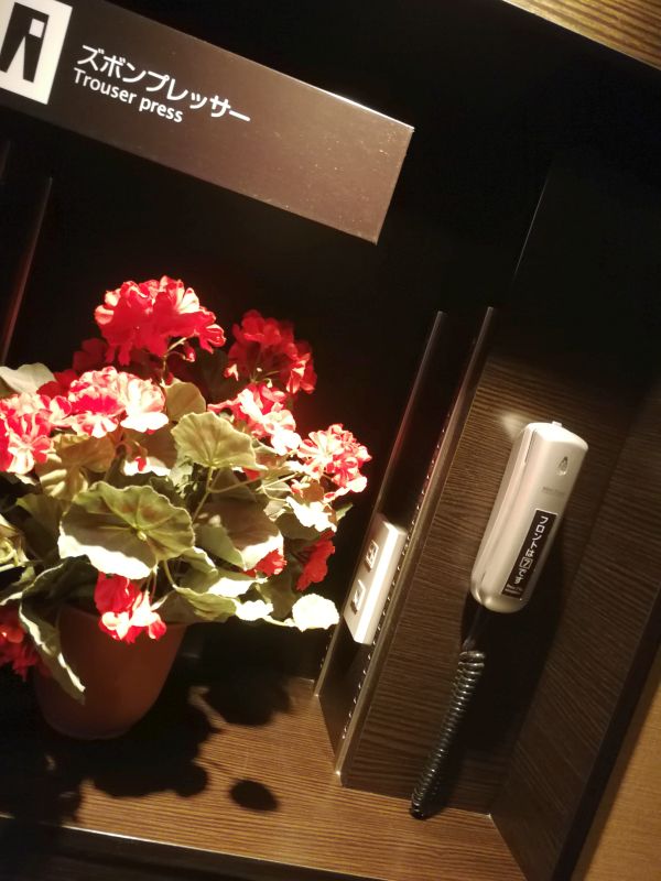 廊下に情報コンセント