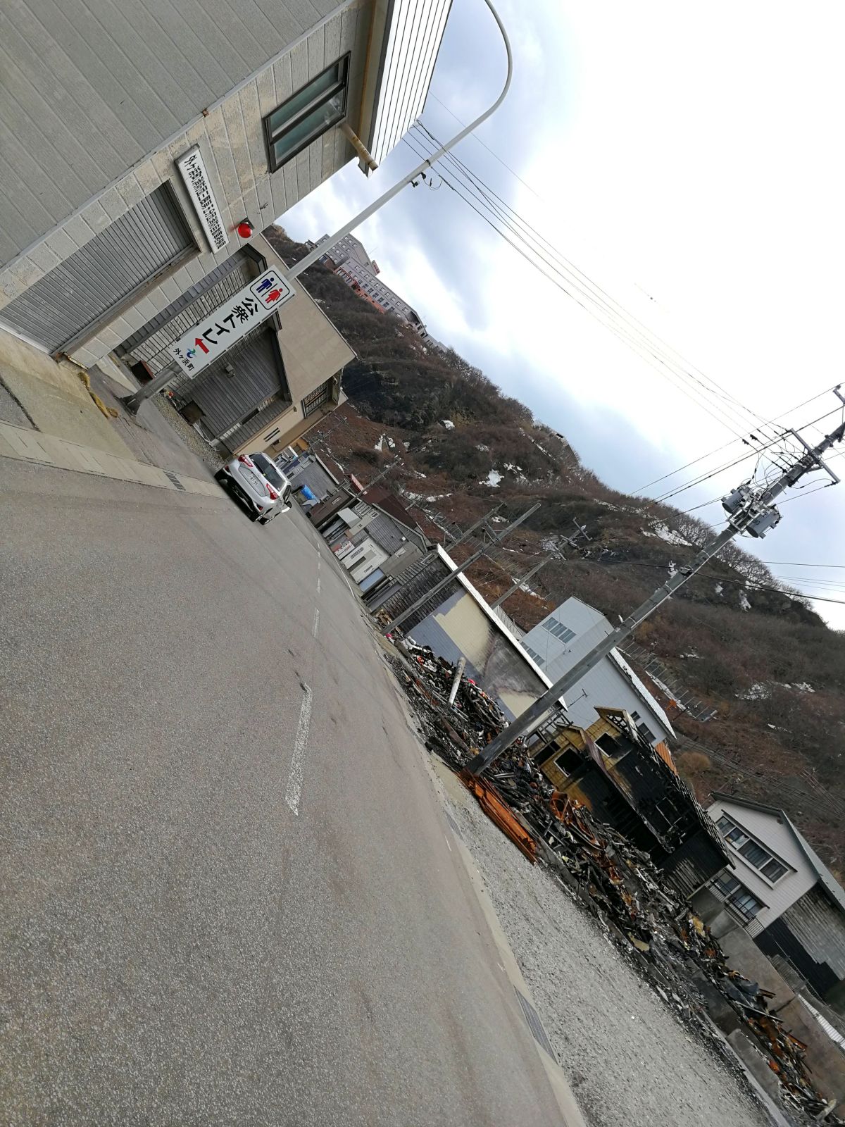 トイレの向かい側