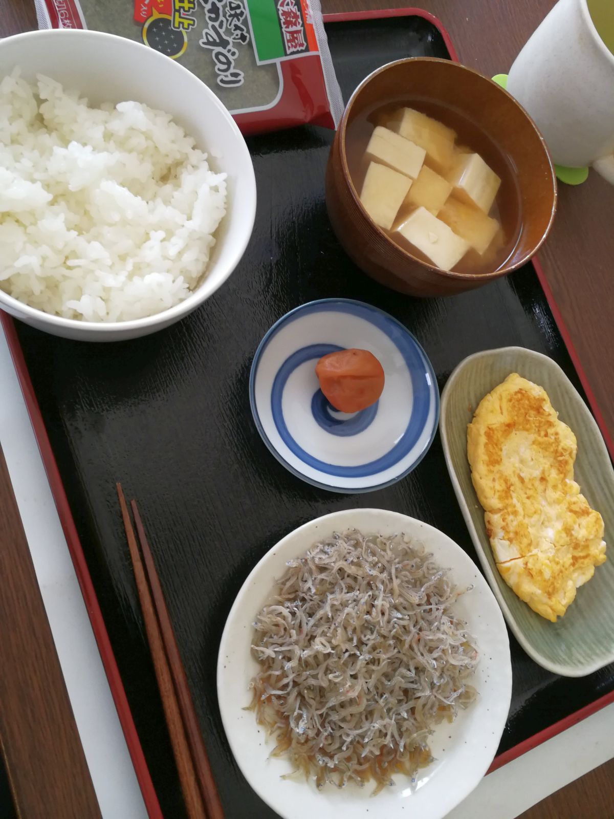 本日の朝食兼昼食