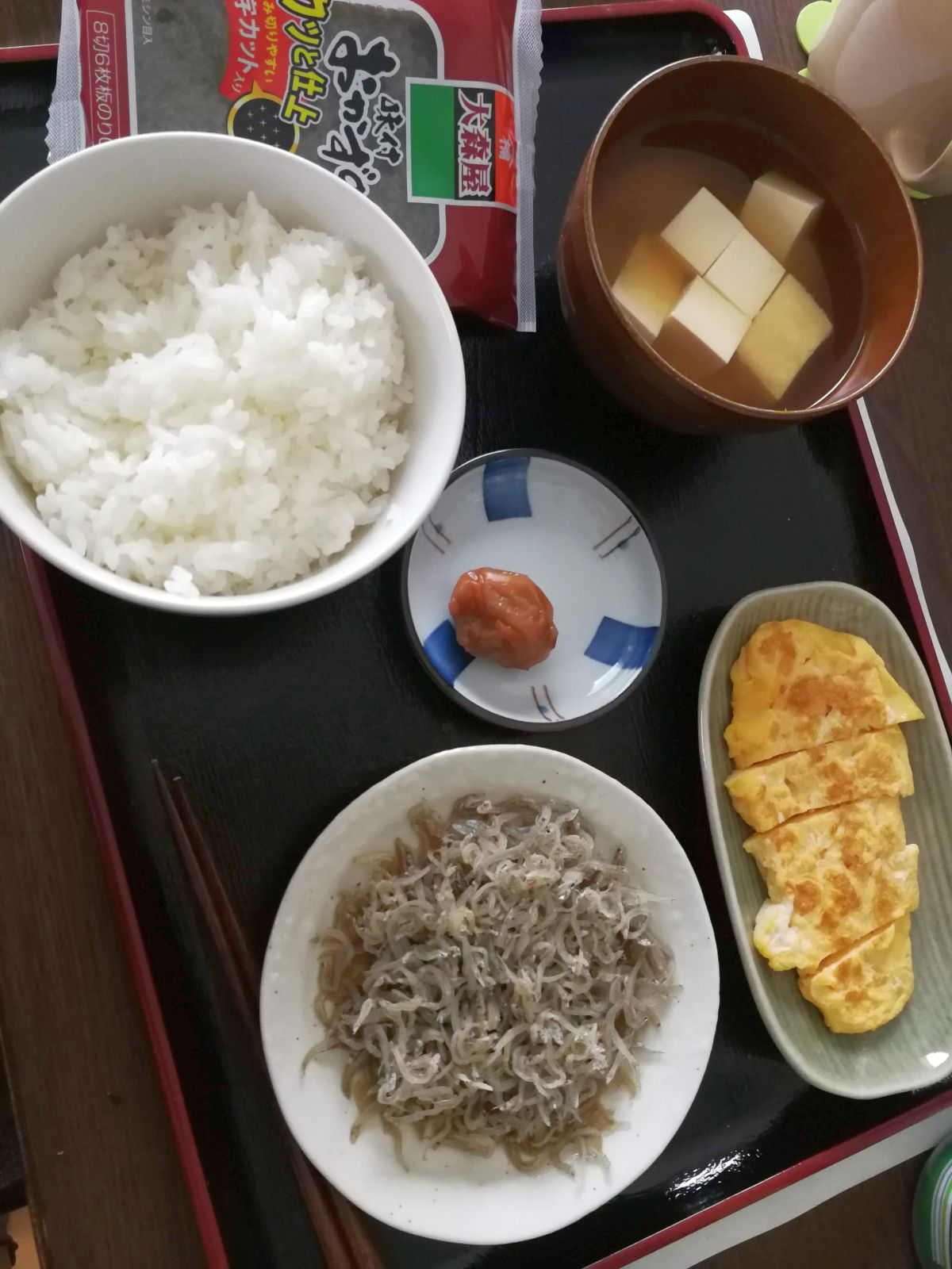 本日の朝食兼昼食