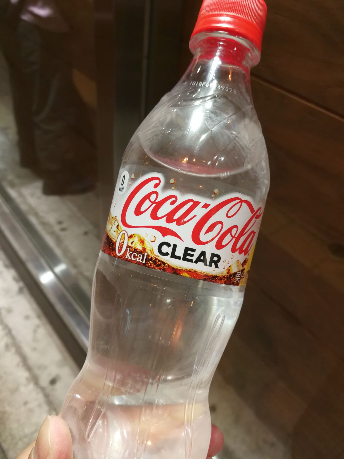 透明のコカコーラ