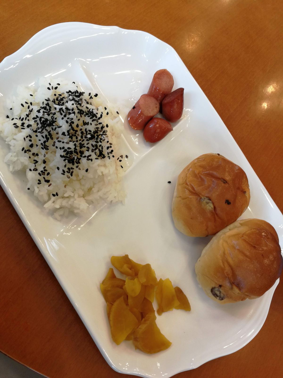 本日の朝食