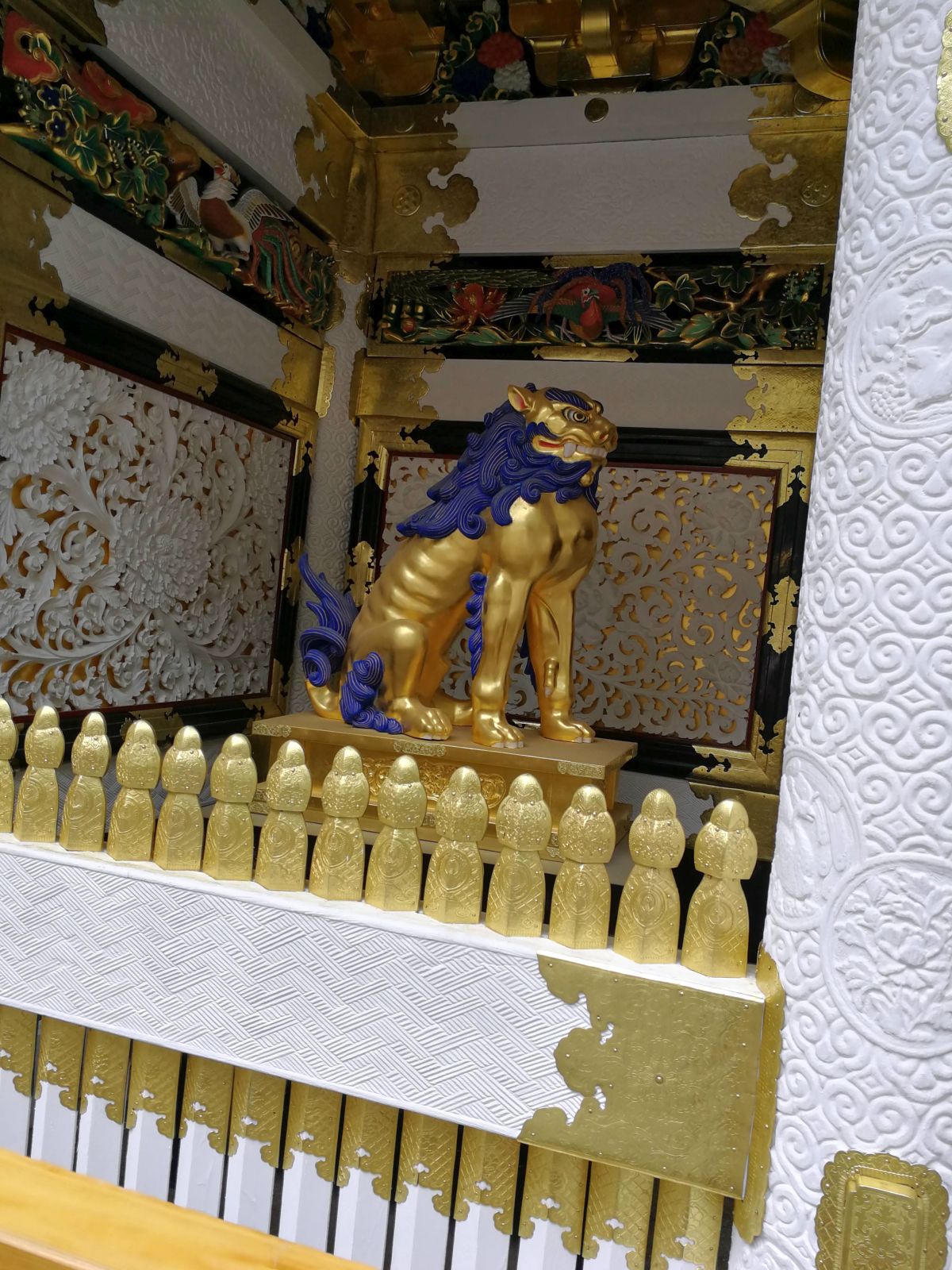 陽明門の裏側の像