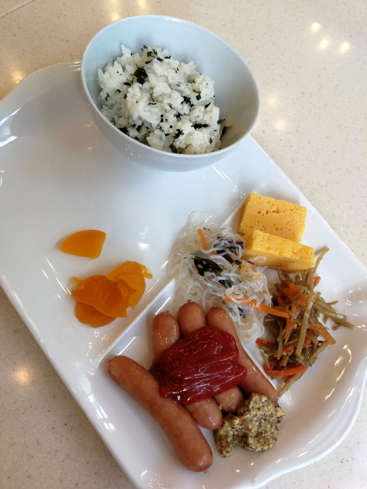 本日の朝食