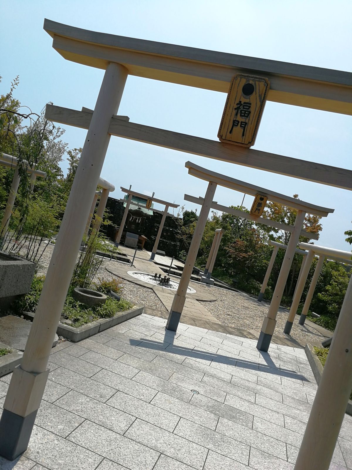 鳥居