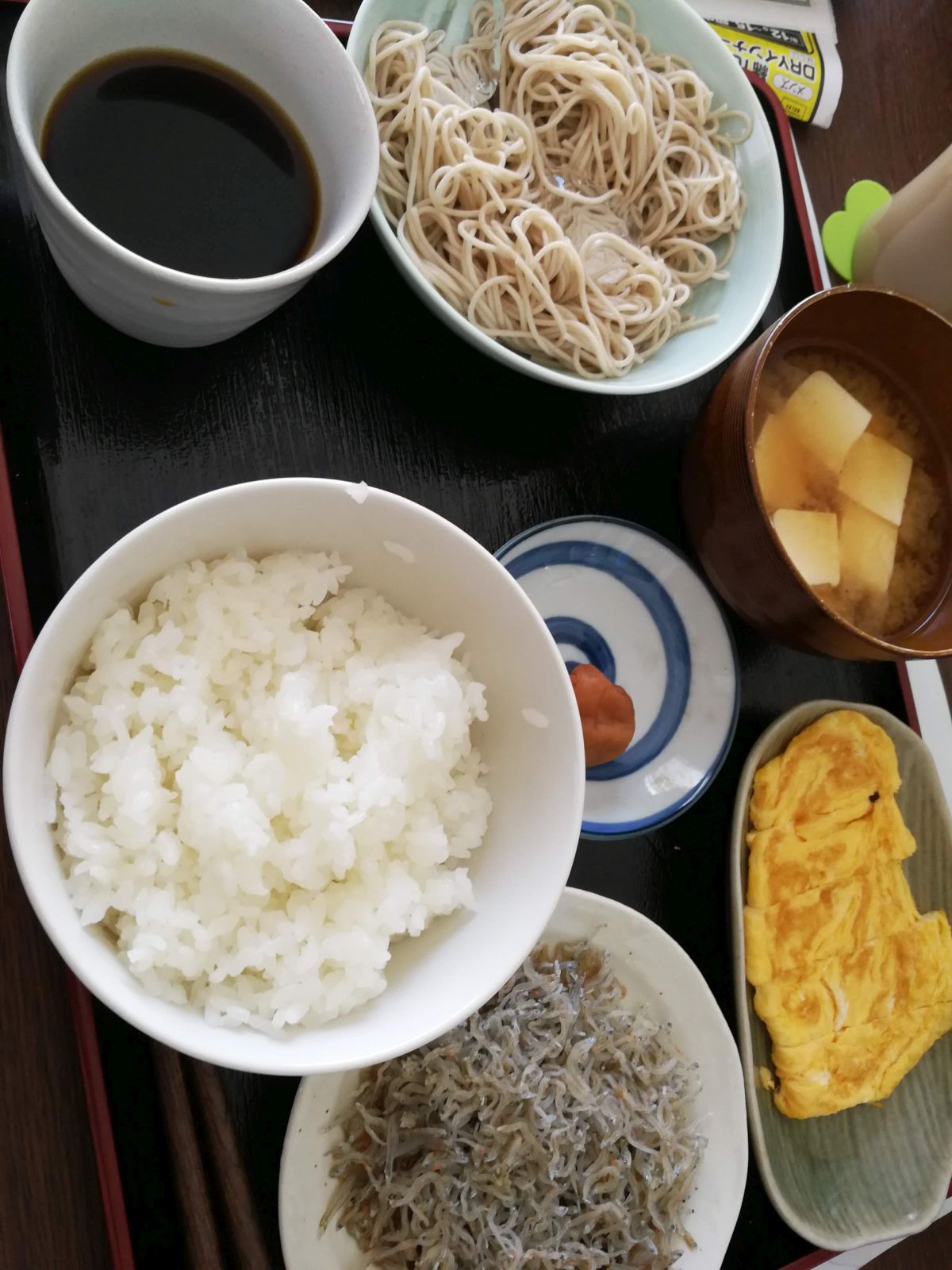 本日の朝食兼昼食