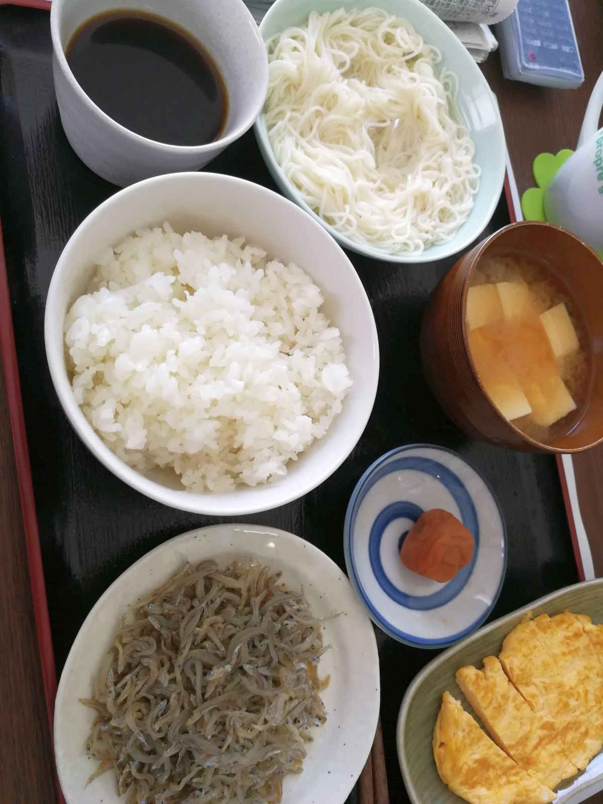 本日の朝食兼昼食