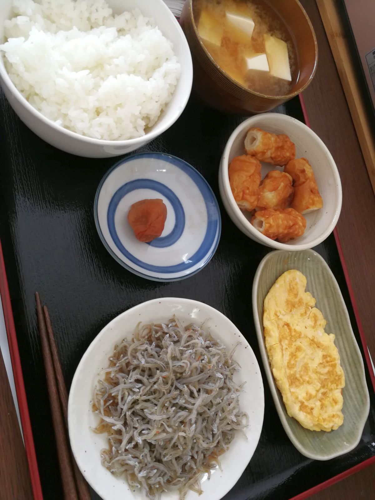 本日の朝食兼昼食