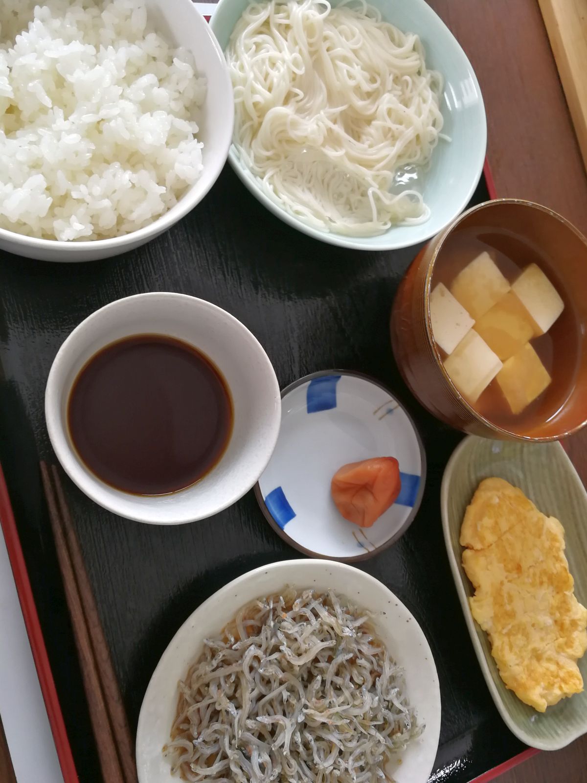 本日の朝食兼昼食