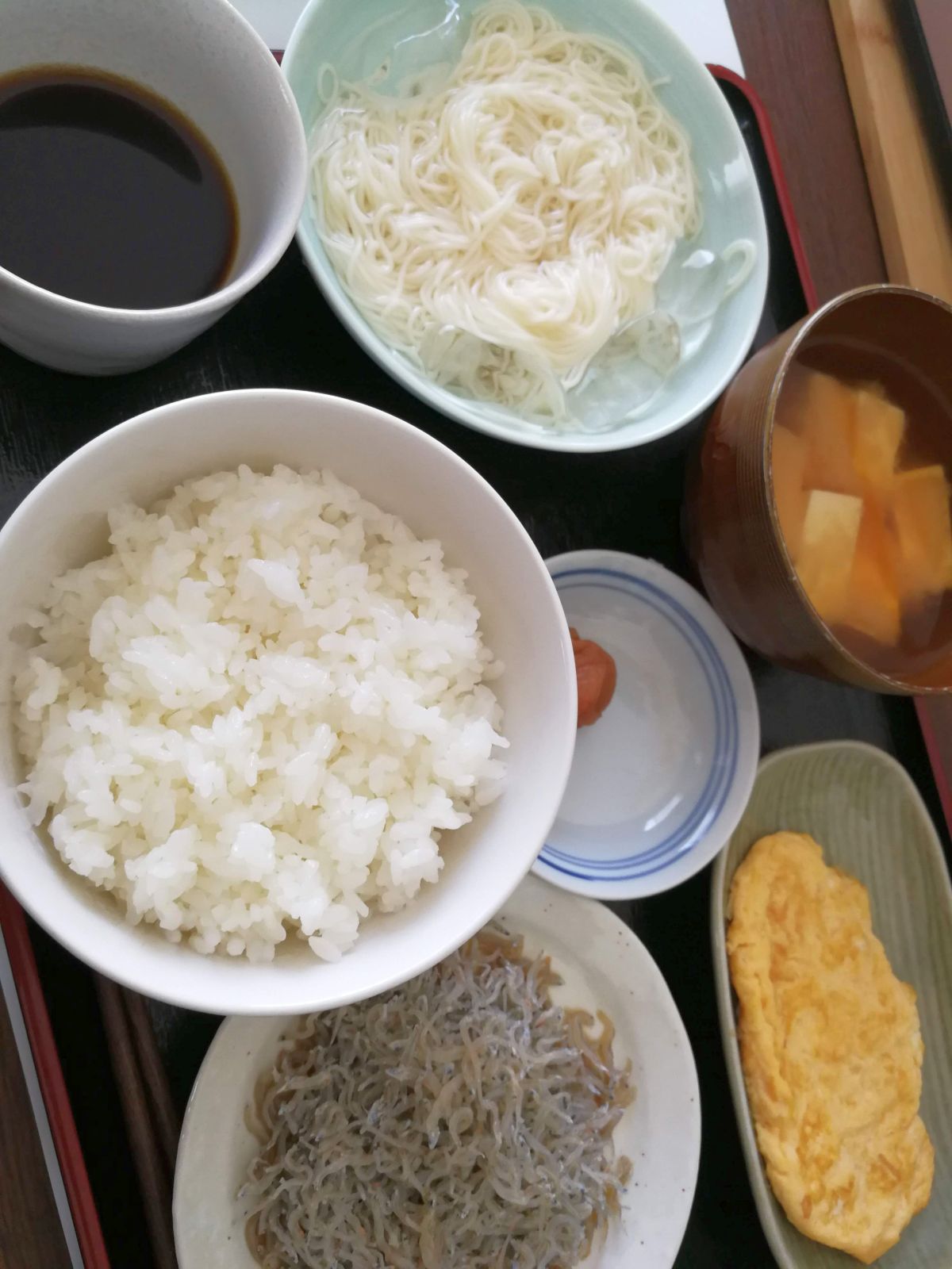 本日の朝食兼昼食