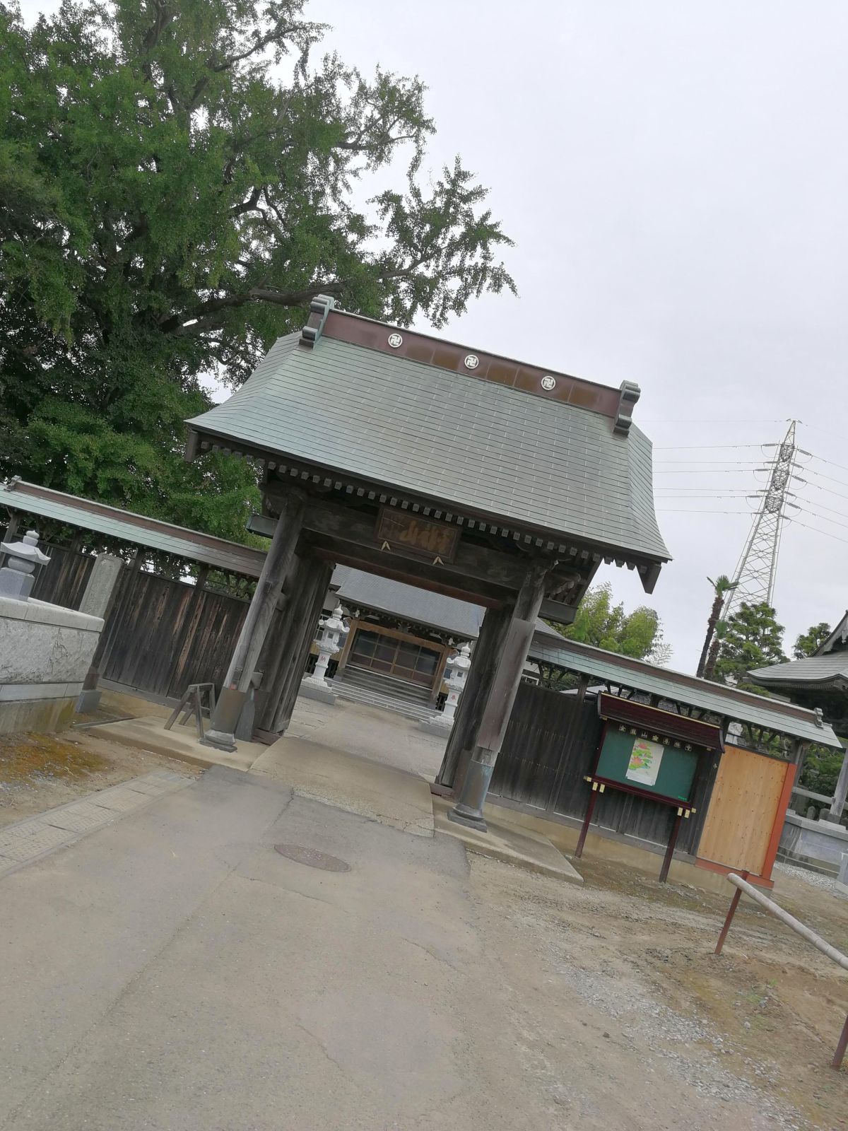 隣の寺