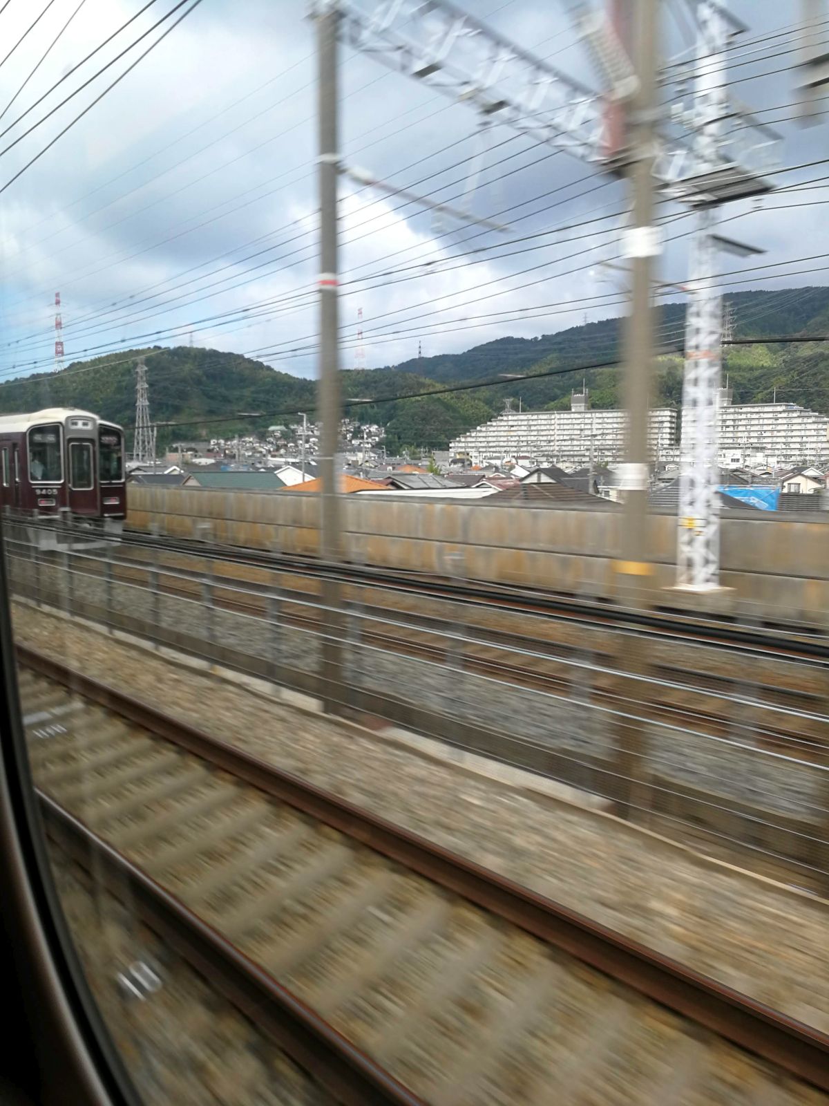 阪急電車と競走