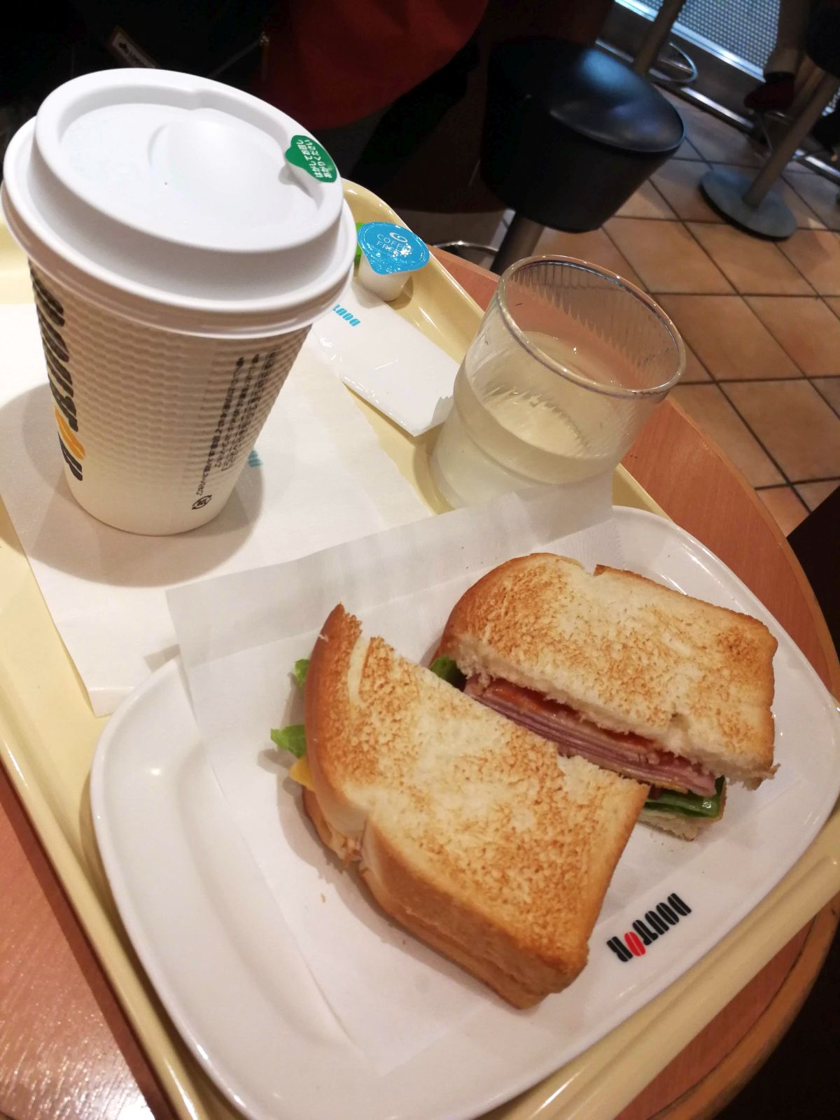 本日の朝食