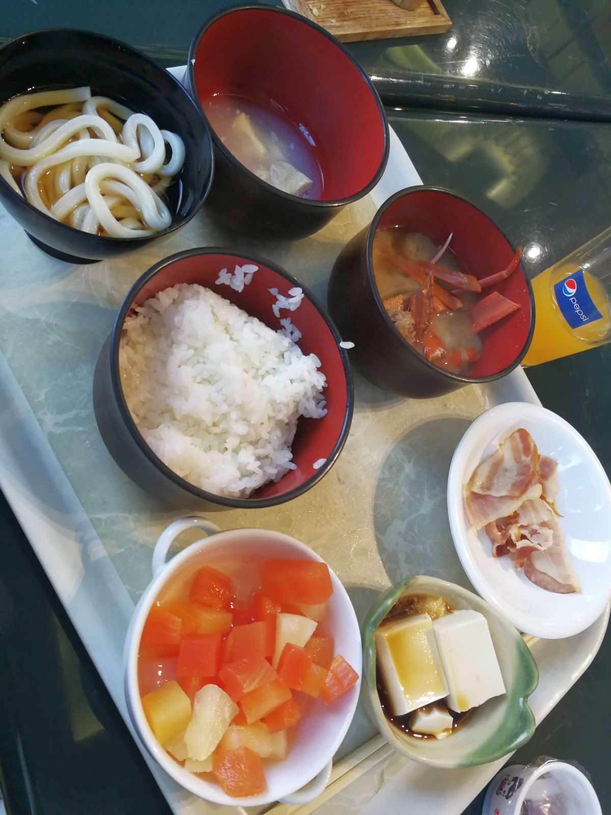 本日の朝食