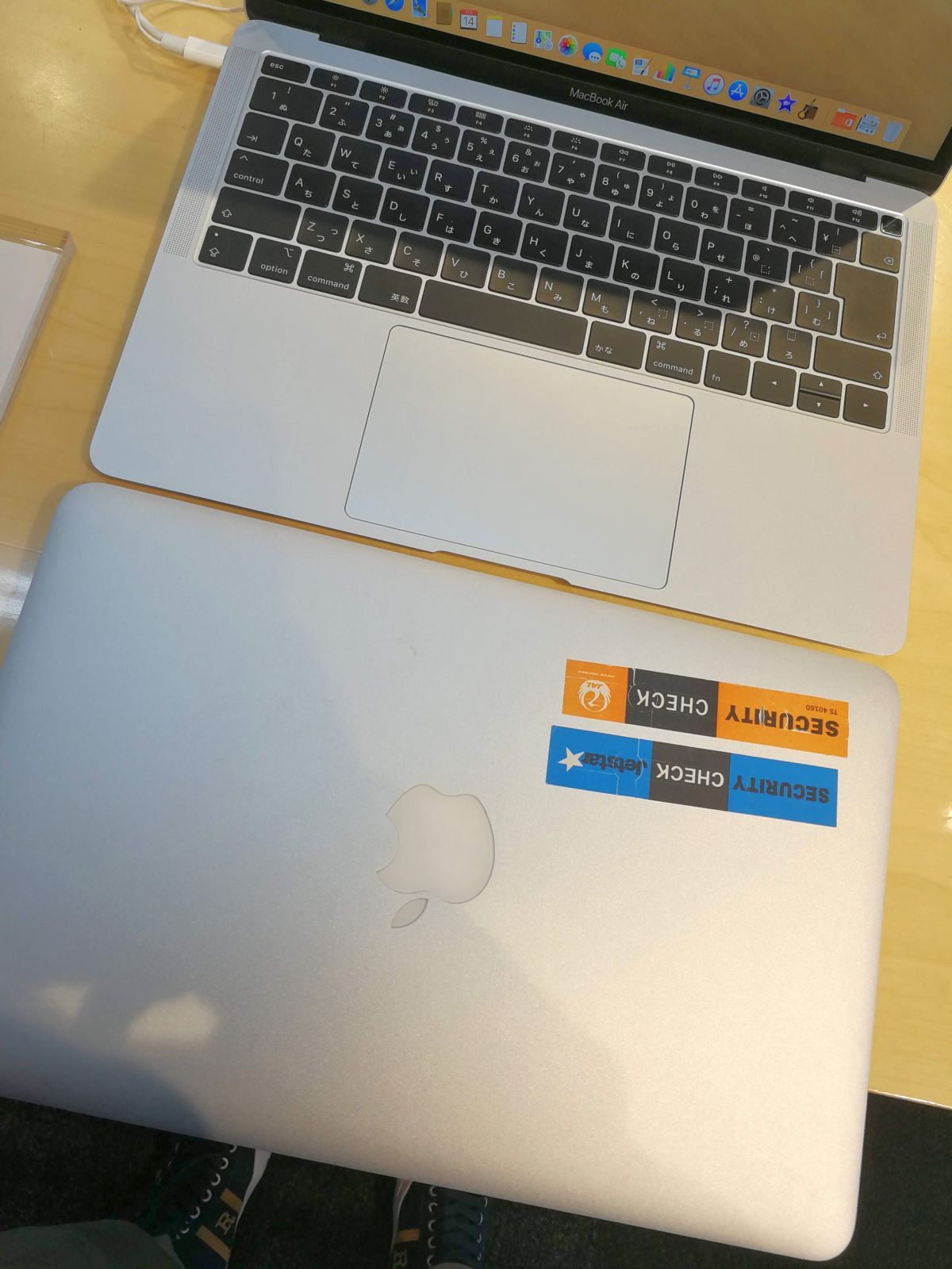 MacBook Air 11インチとのサイズ比較