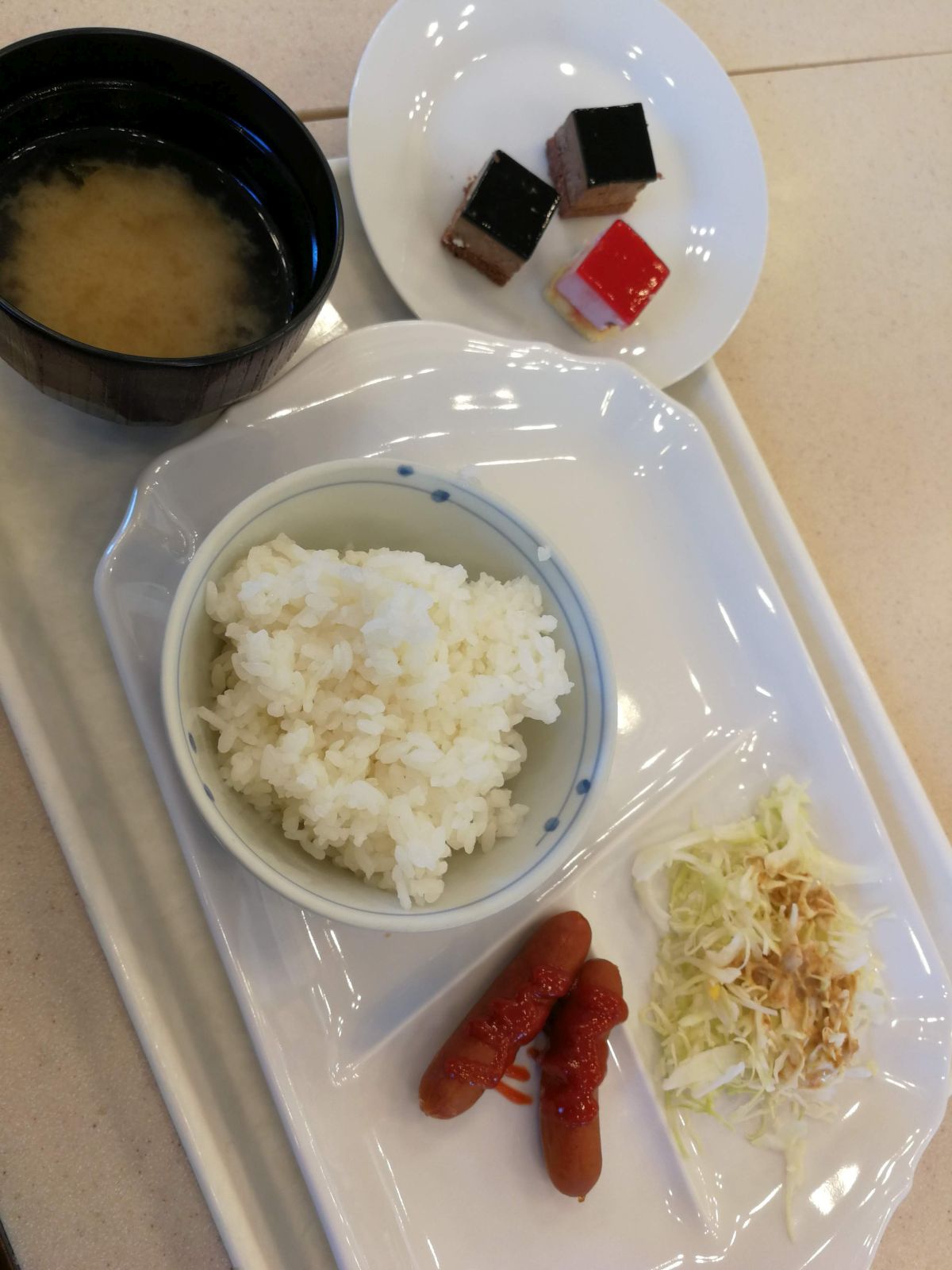 本日の朝食