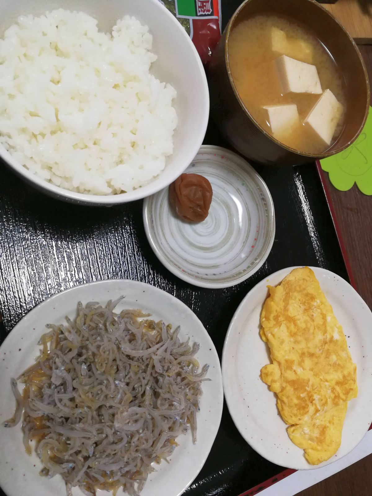 本日の朝食兼昼食