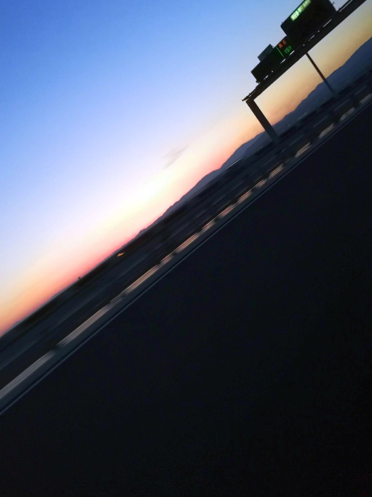 朝焼けの風景