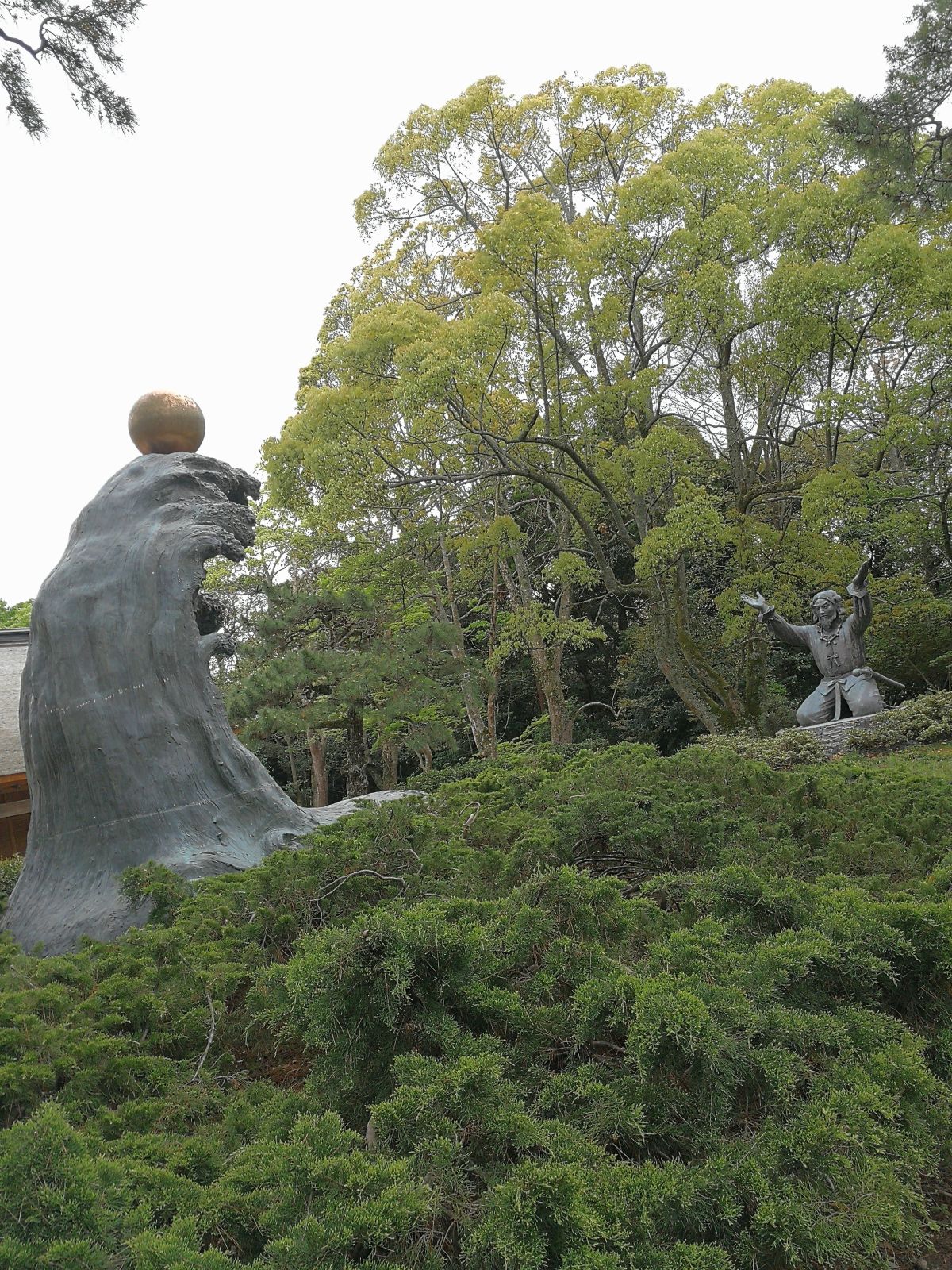 ムスビの御神像