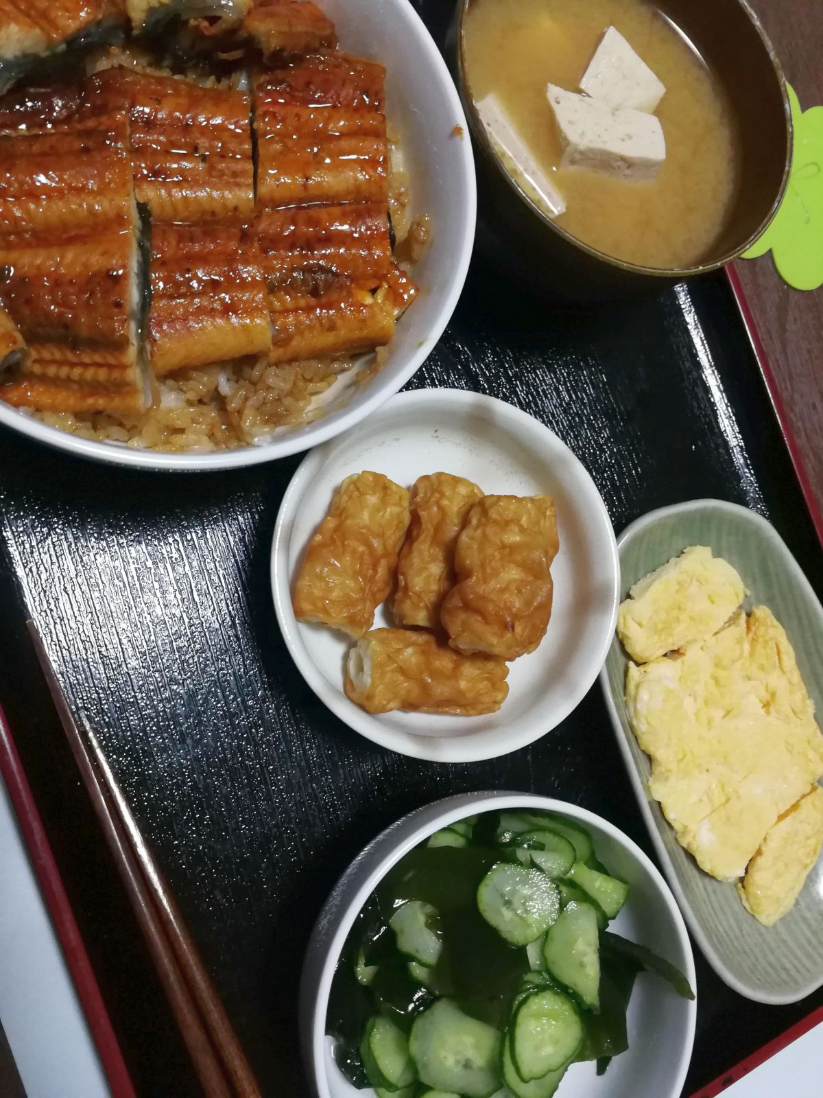 本日の朝食兼昼食兼夕食