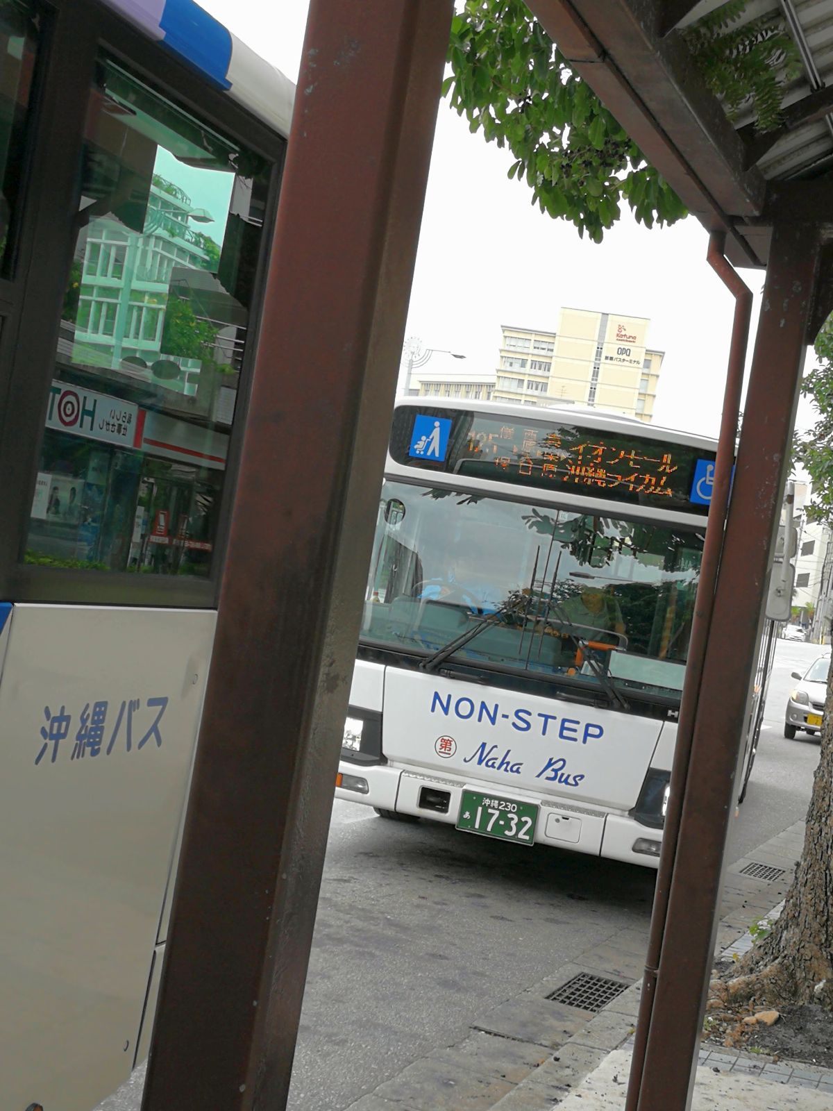 バスで移動