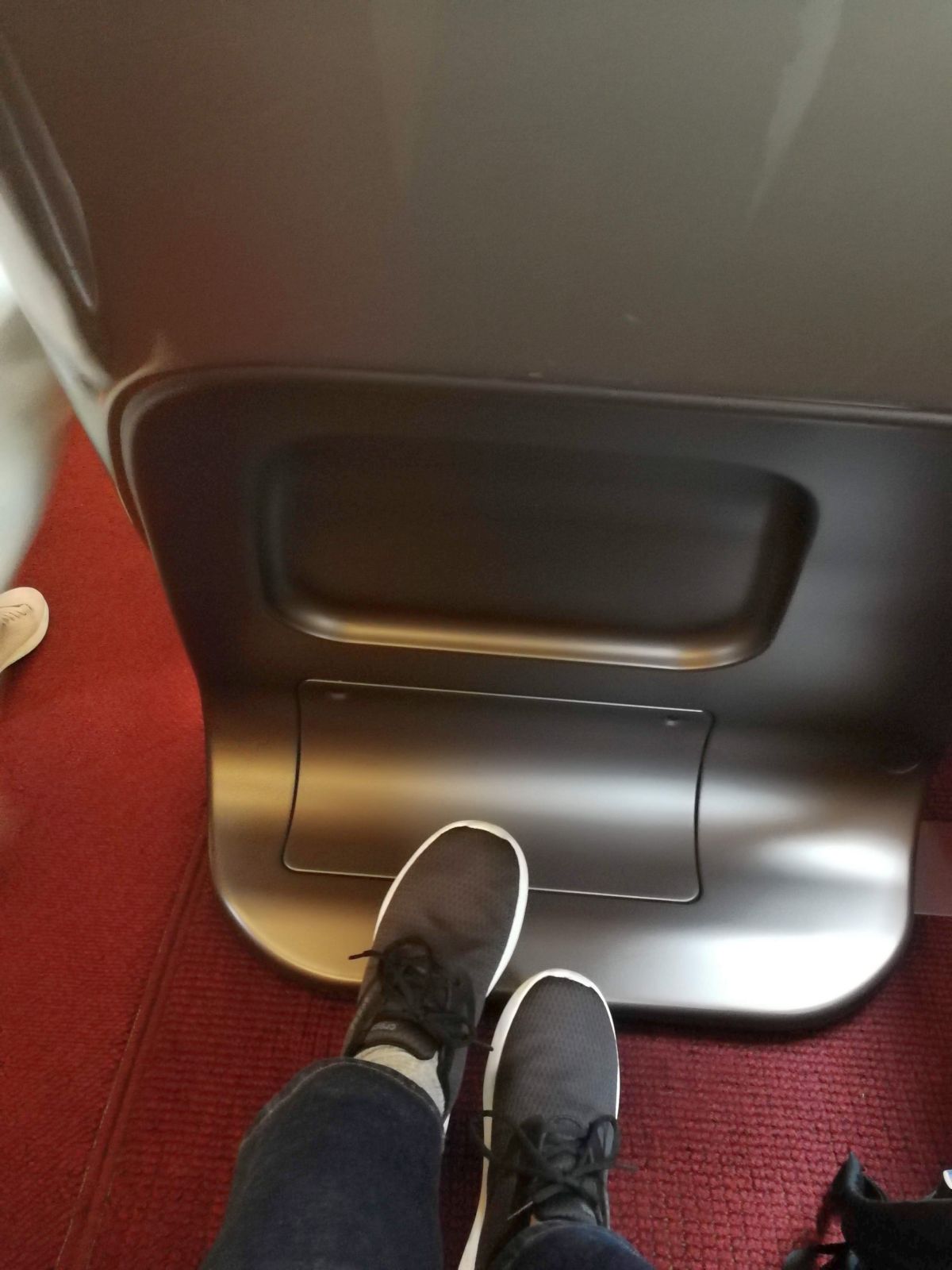 足元の空間