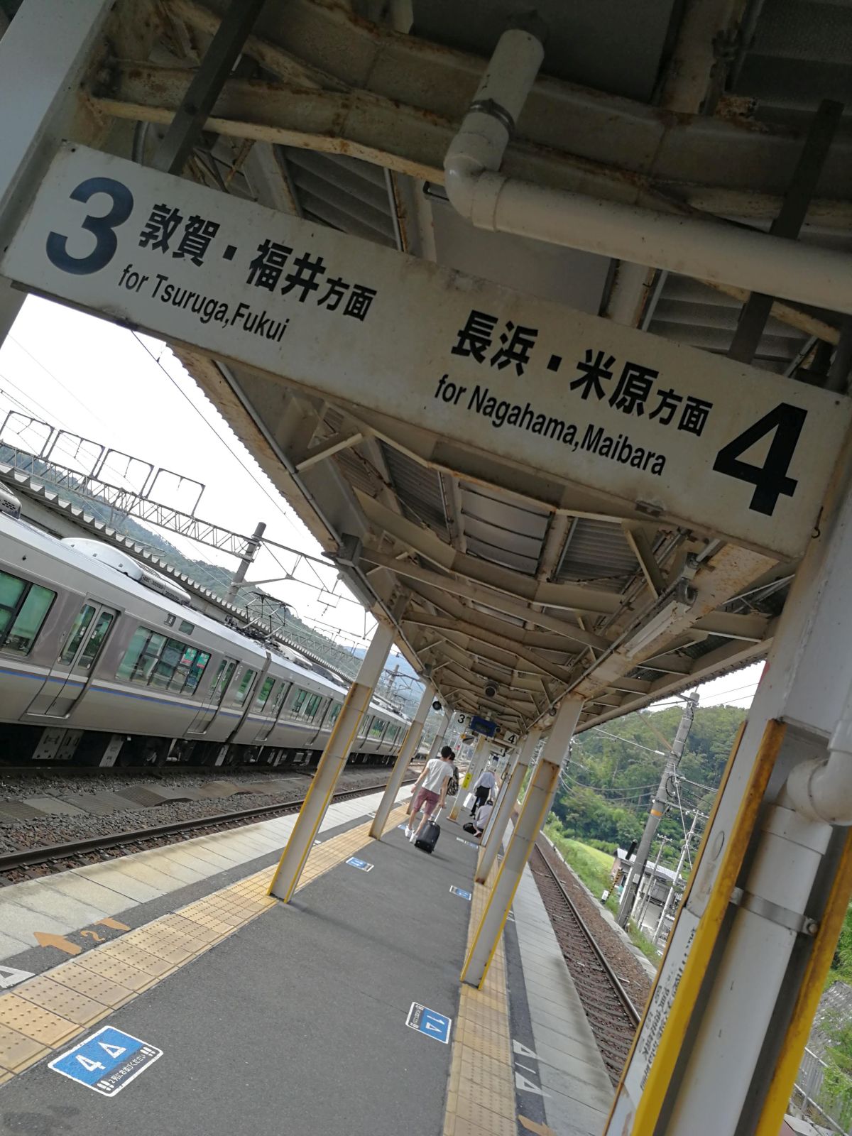 駅ホーム