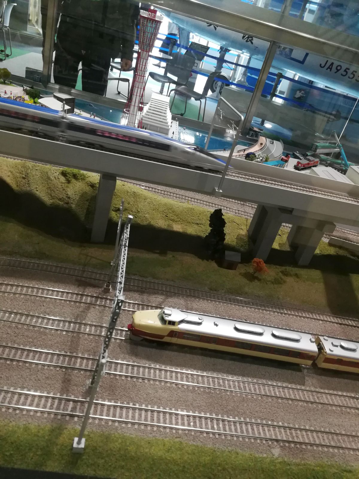 模型の走行