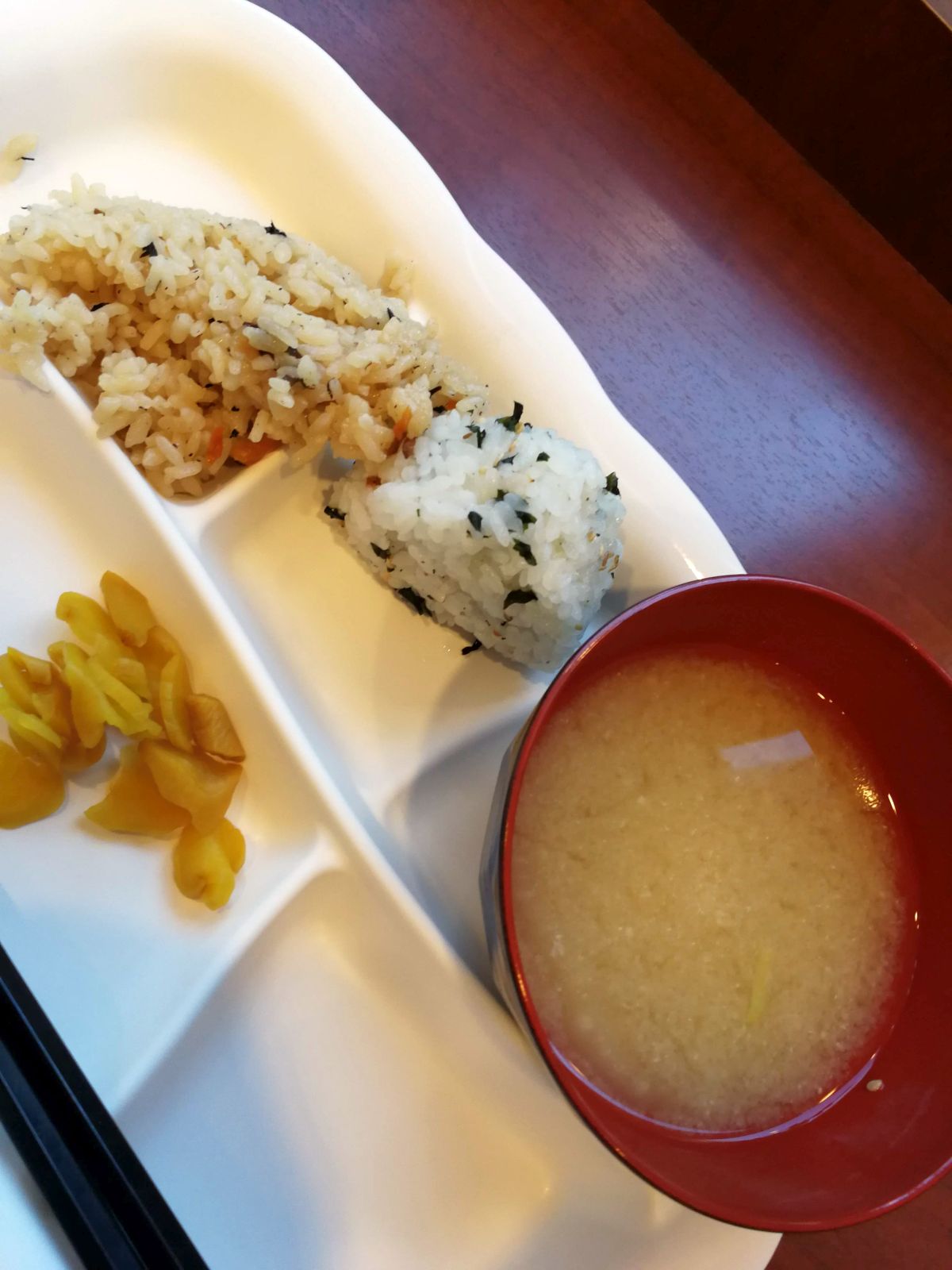 本日の朝食