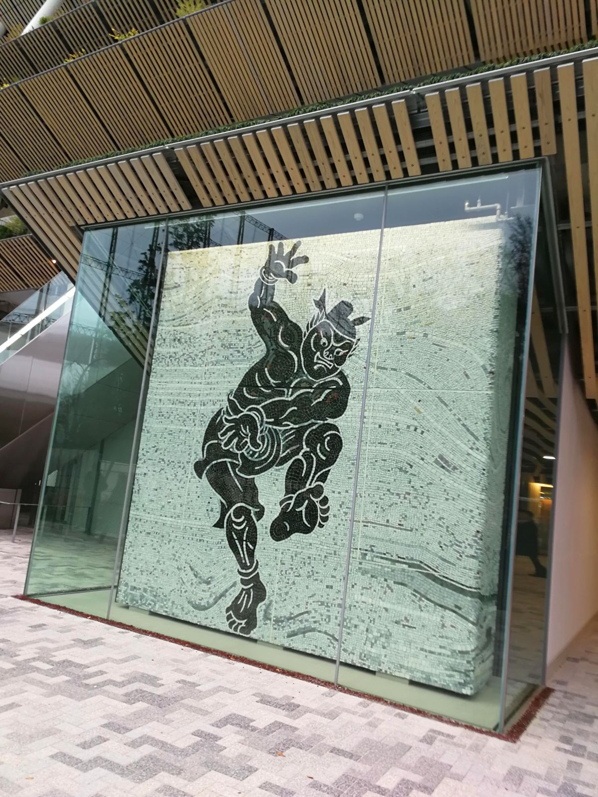 前の国立競技場の壁画