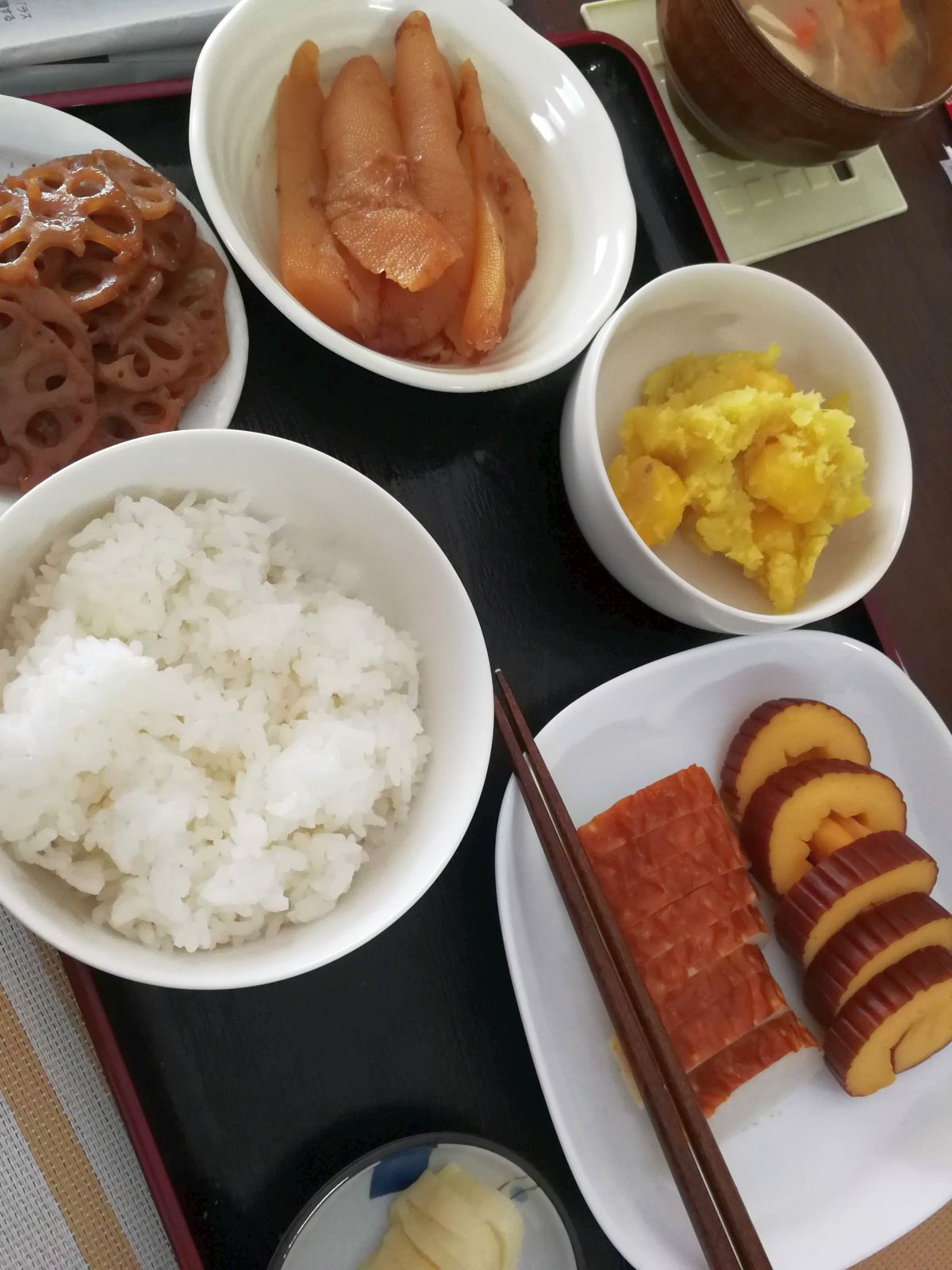 本日の朝食兼昼食