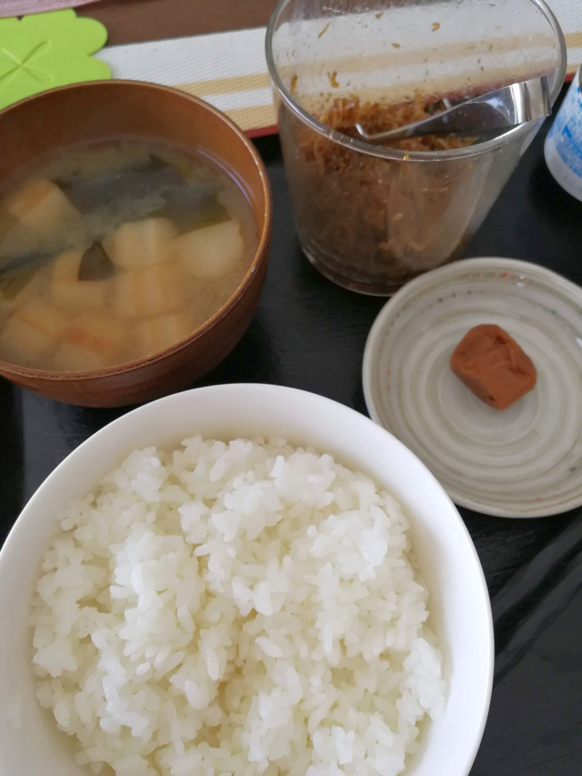 本日の朝食兼昼食