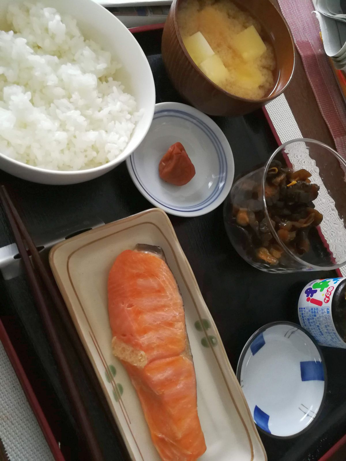 本日の朝食兼昼食