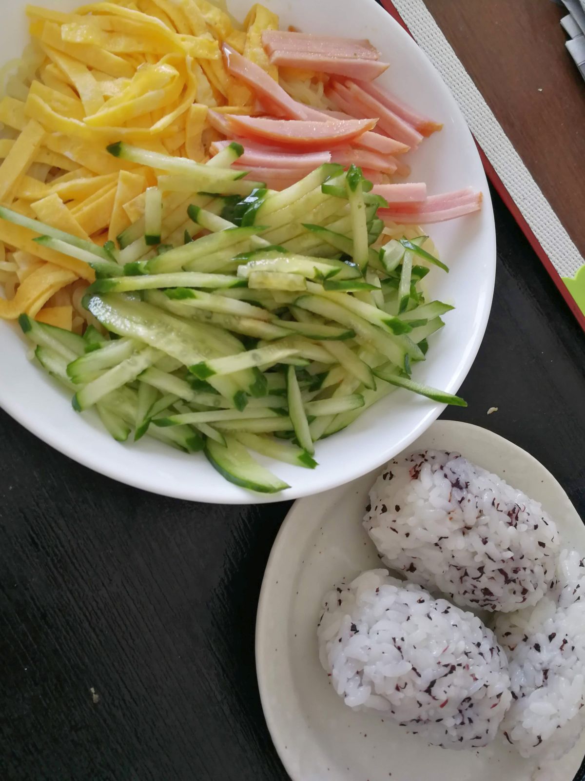 本日の朝食兼昼食