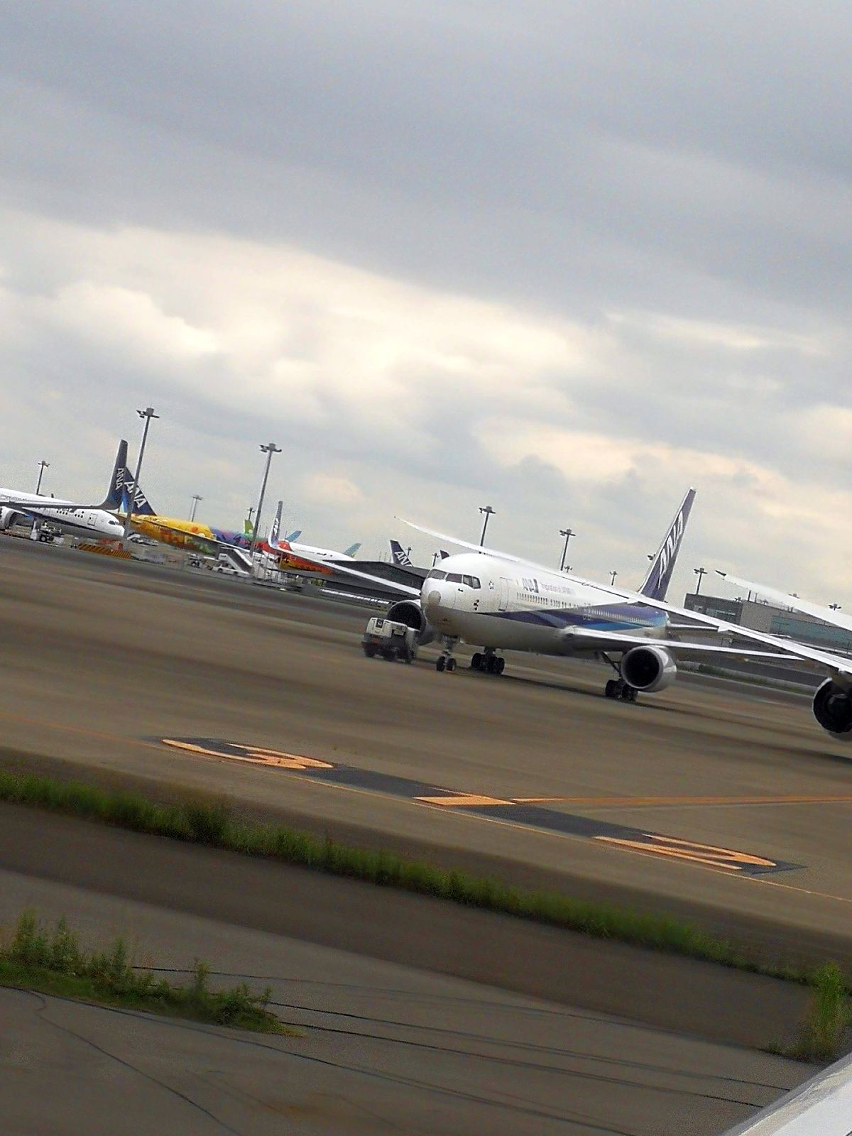 路駐の飛行機