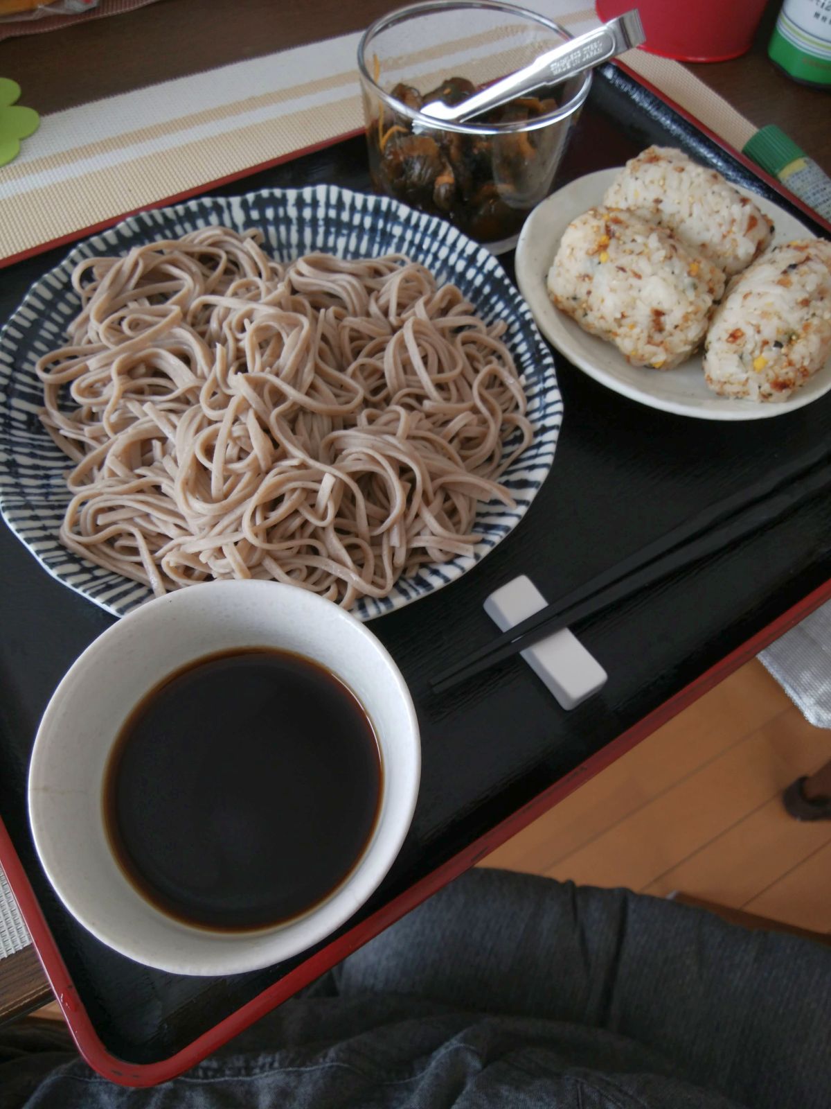 本日の朝食兼昼食