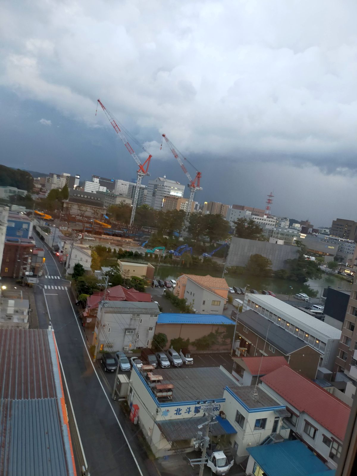 秋田駅方面の風景