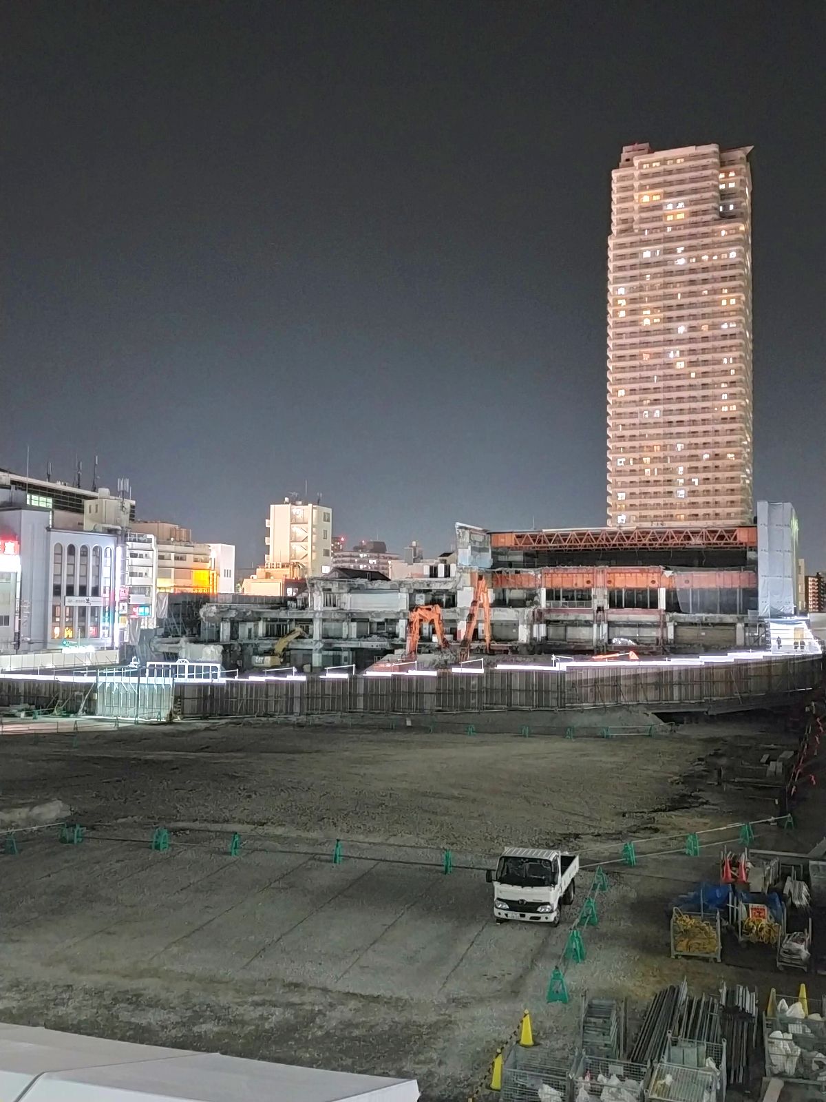 京橋ダイエー跡地